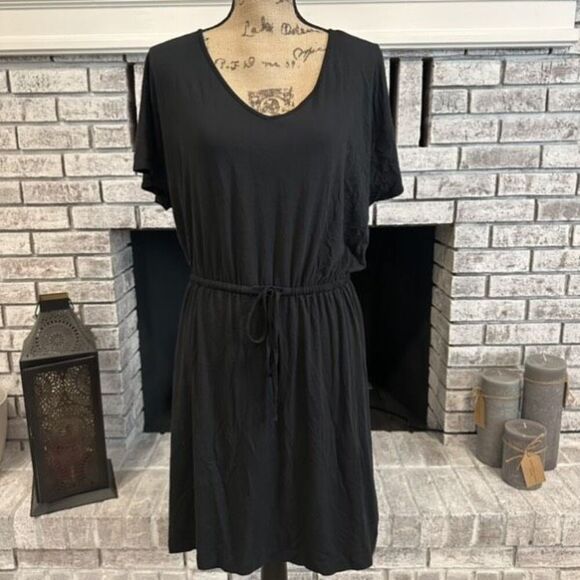GAP Dresses & Skirts - NWT Gap Tie Waisted Black Casual Dress Jersey Knit Size Large Stretch Minimalist